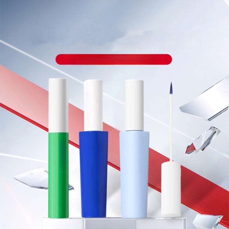 This Eyelash Glue Dries Quickly, Has Strong Adhesion and High Durability