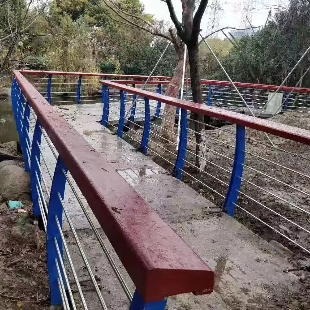 Highway Fence with Customized Options for Enhanced Road Safety