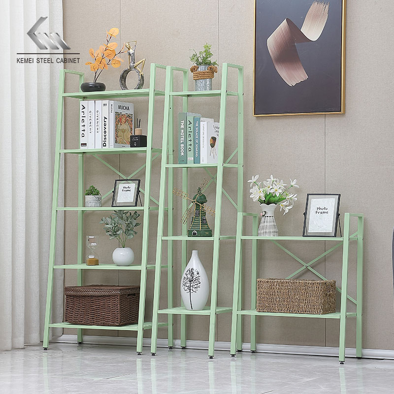 Промышленная книжная полка-лестница для гостиной