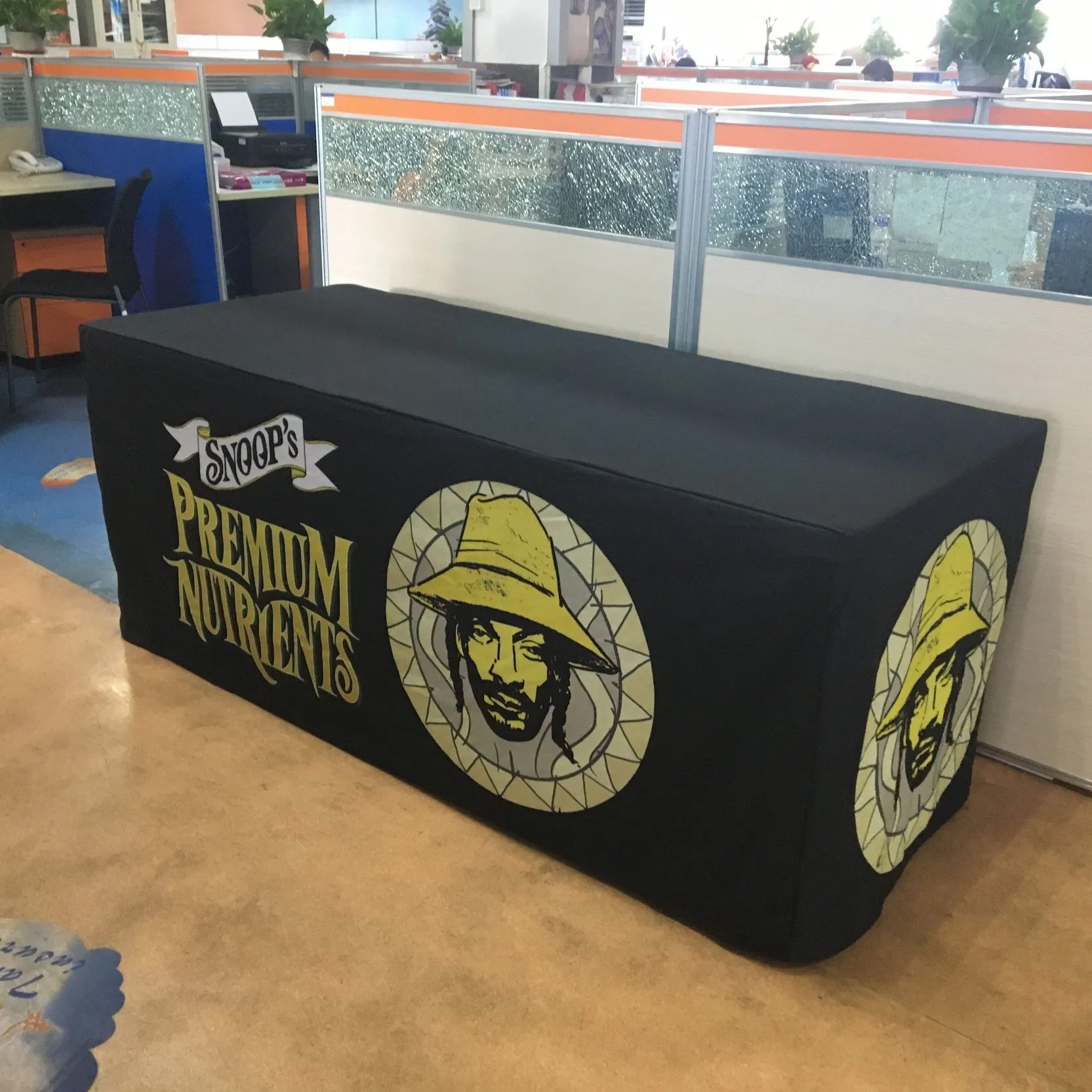 Custom Trade Show Full Color Dye Sublimation Print Table Cloth and Table Throw