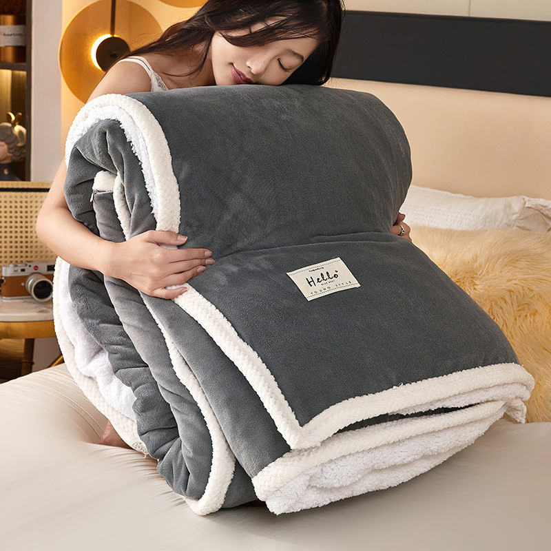 Плед из молочного велюра, ультрамягкий и теплый