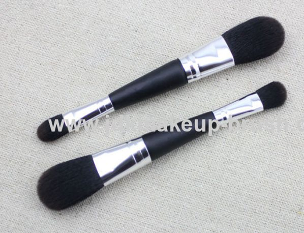 Two End Eyeshadow Foundation Brush