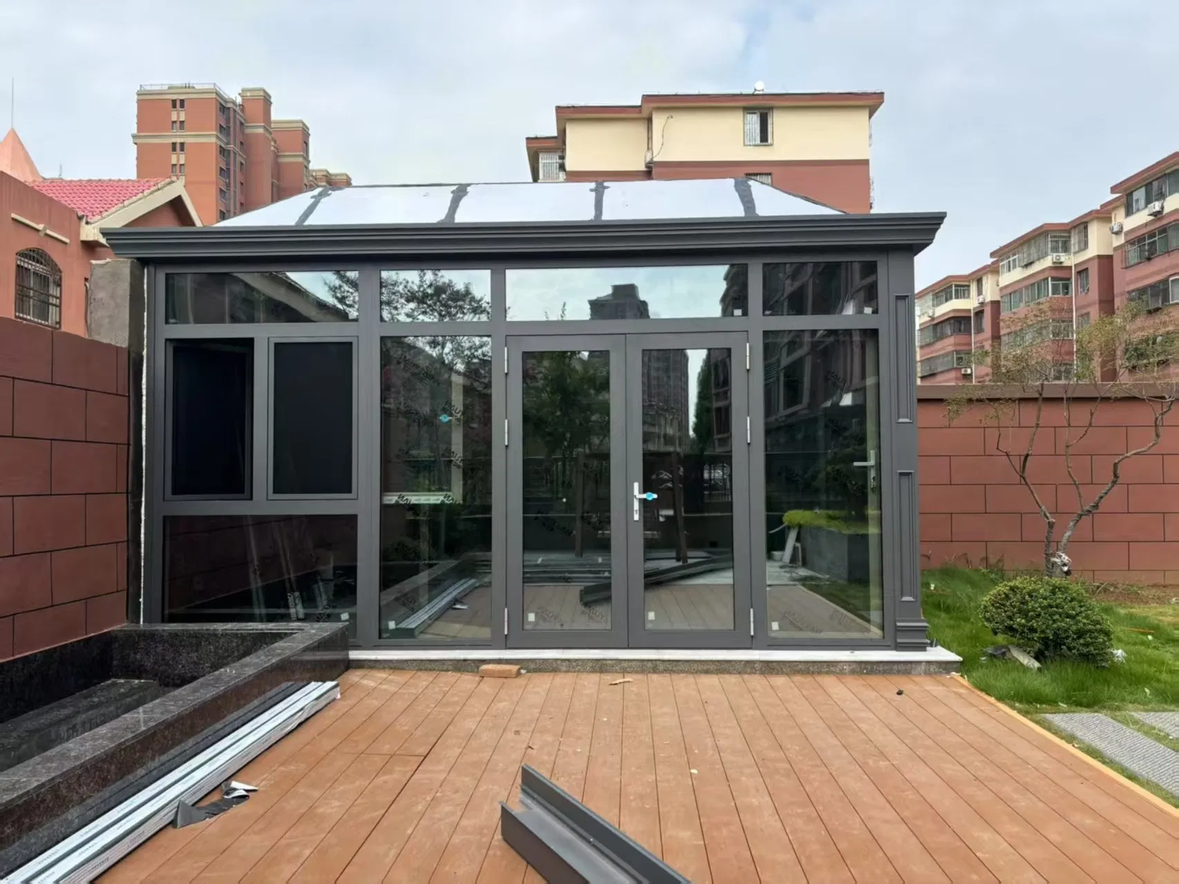 Byy-250901 Sunroom Aluminum Alloy Profile Sunroom Shading and Heat Insulation Tempered Glass Rooftop Garden Villa Terrace Transparent Glass