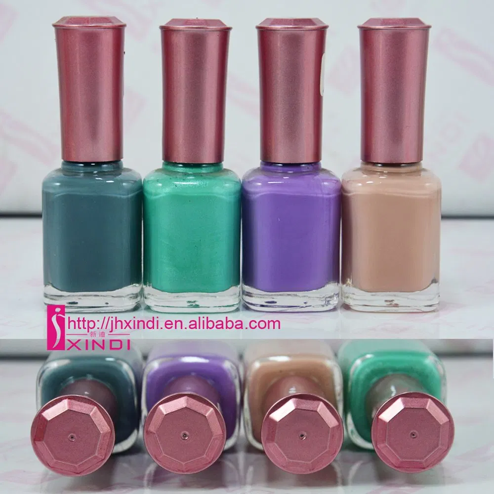 Long Lasting Matte Colors Nail Polish with Metal Effect Cap