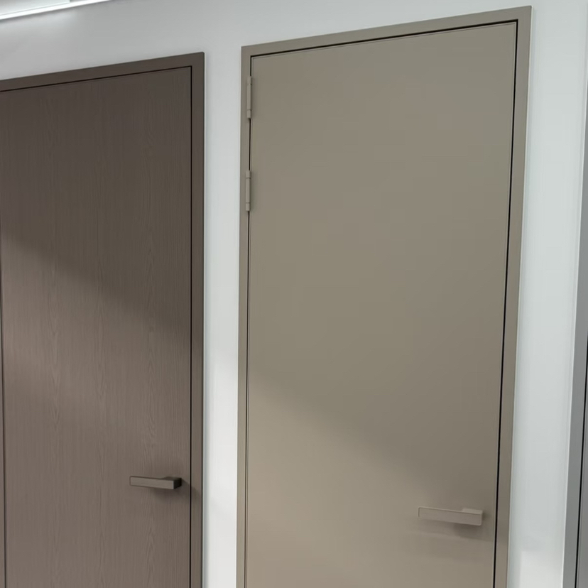 Modern Solid Wood Interior Doors for City Apartments