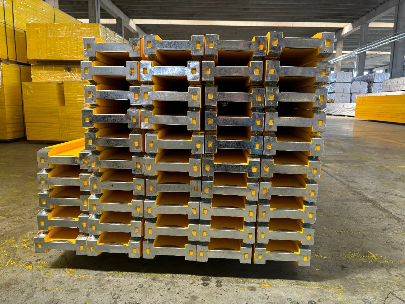 Concrete Formwork H20 Wood Beam Scaffolding Construction Timber I-Beam