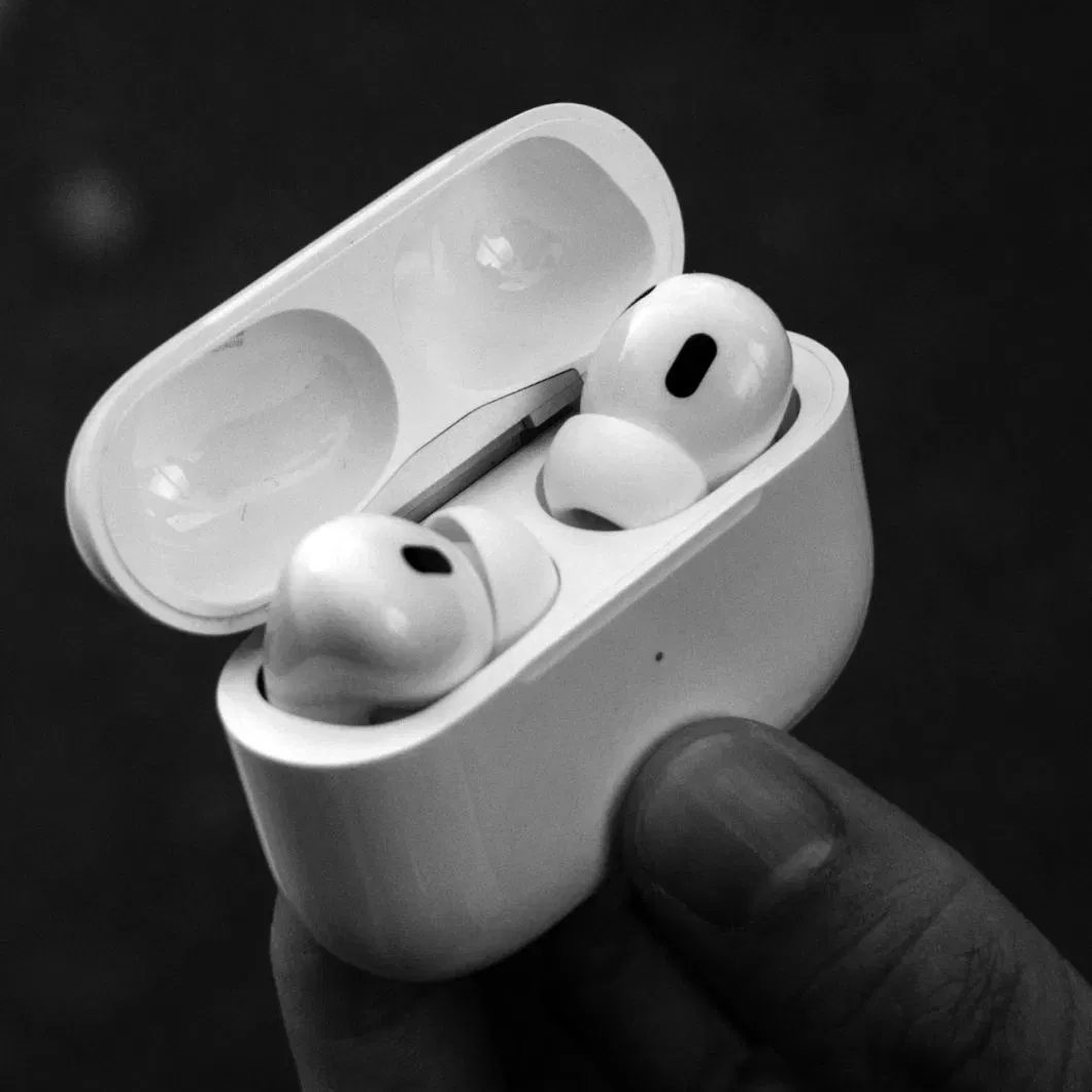 Best Quality 1: 1 New Ap 2 3 Max Bluetooth Earphone Wireless Earbuds Active Noise Cancellation Earphones Sport Headphone