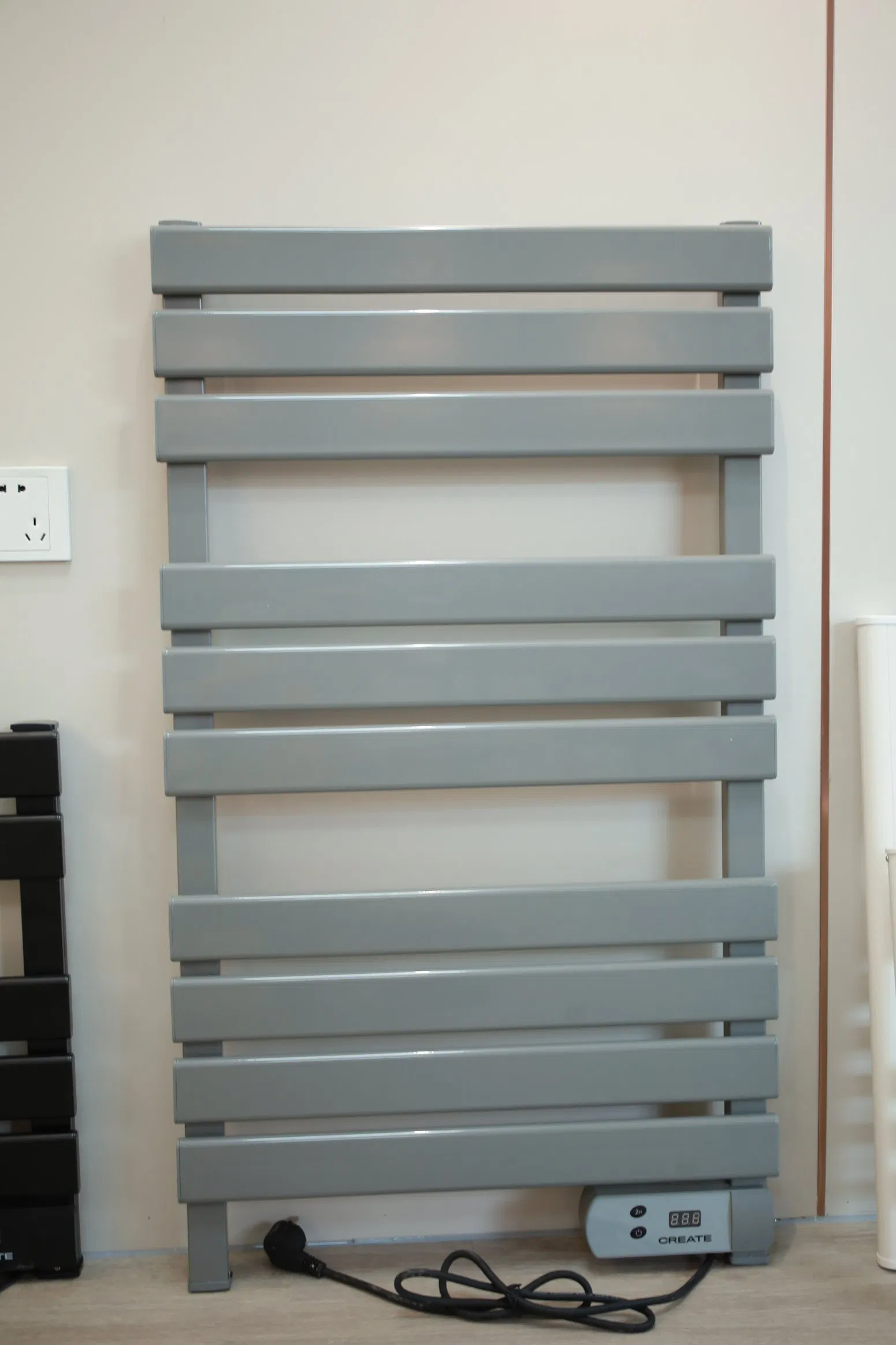 Hotel Gym Bathhouse Energy-Efficient Towel Warmer Towel Heater Towel Dryer