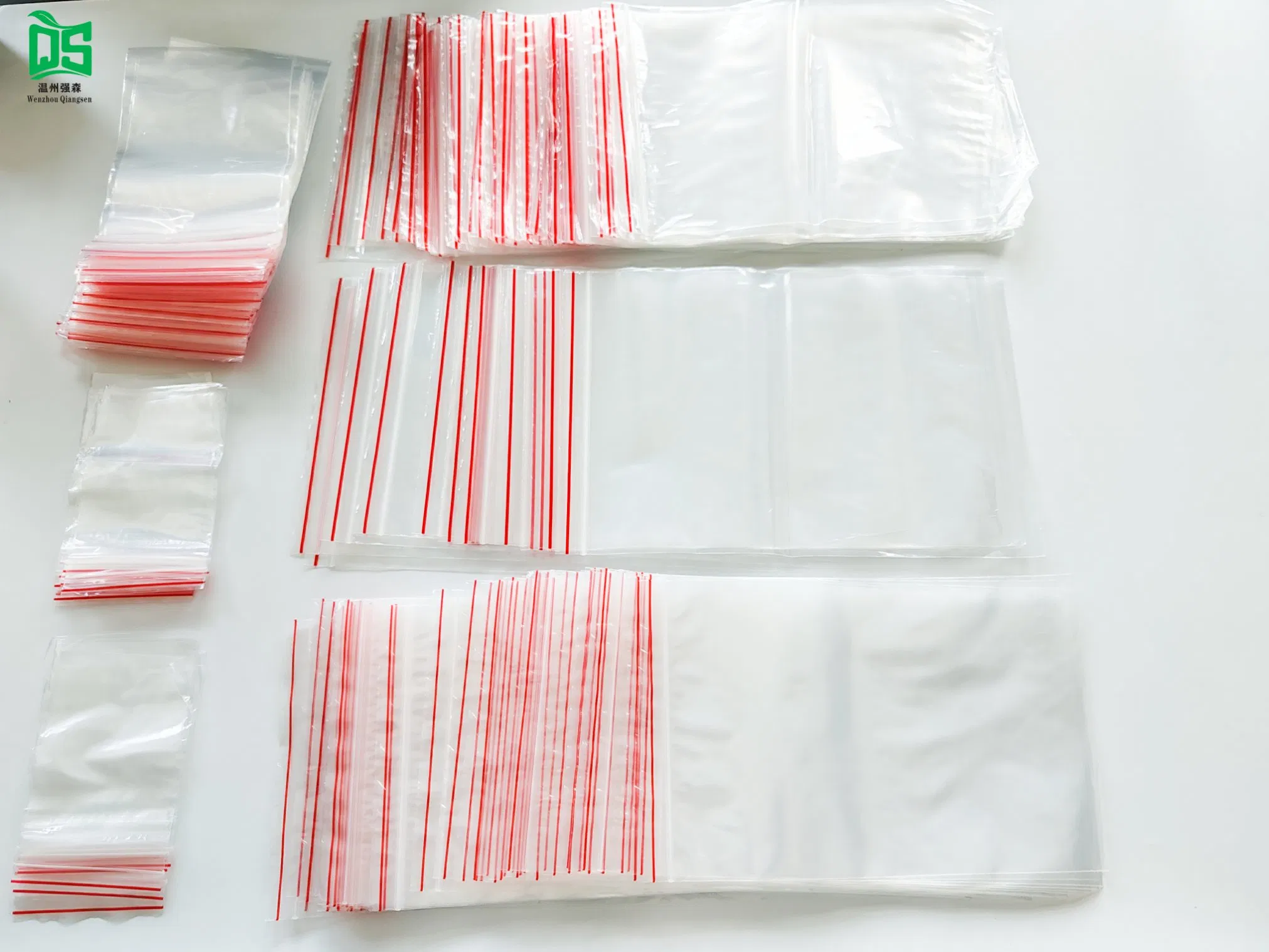 Wholesal Food/Clothing Storage PE Zip-Lock Plastic Bag PE Zip Lock Packaging Bag