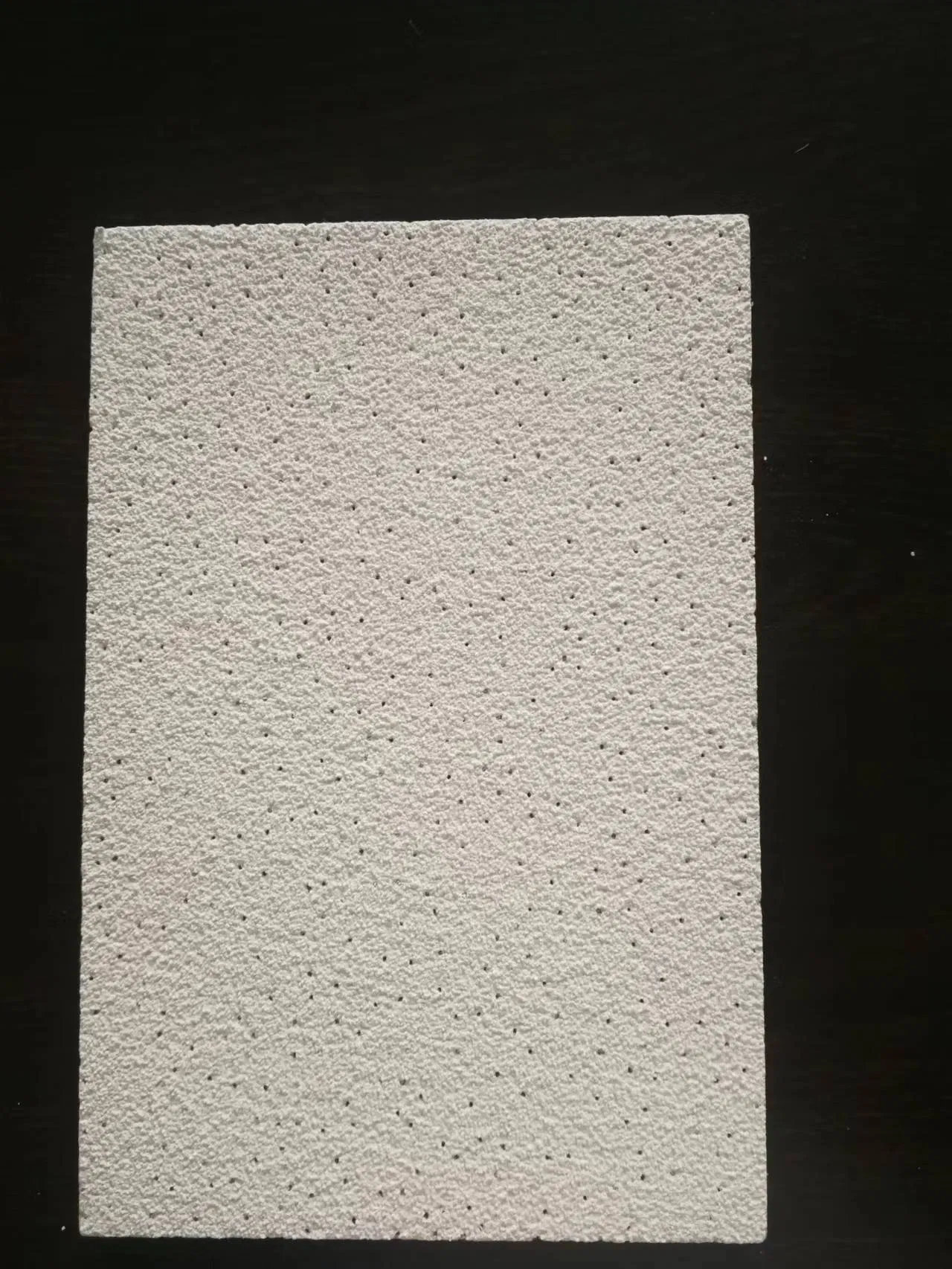 High-Performance A2 Class Rh90 Mineral Wool Ceiling Panels