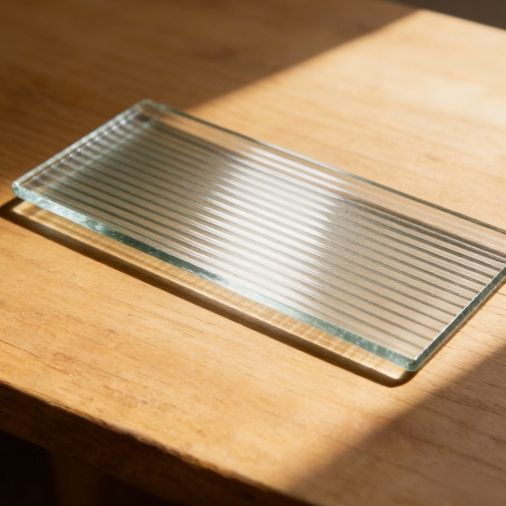 8mm Coated Fluted/Frosted Glass for Balcony Partition and Sun Protection