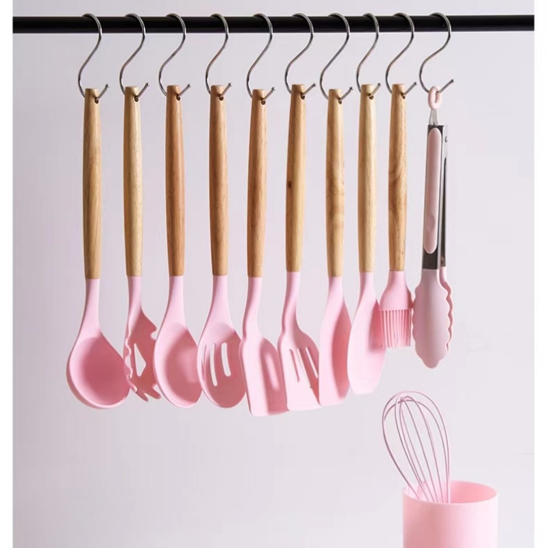 Non-Stick Silicone Cooking Utensils for Easy Food Preparation
