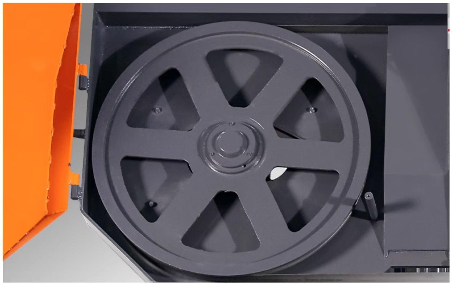 Станок ленточнопильный по металлу