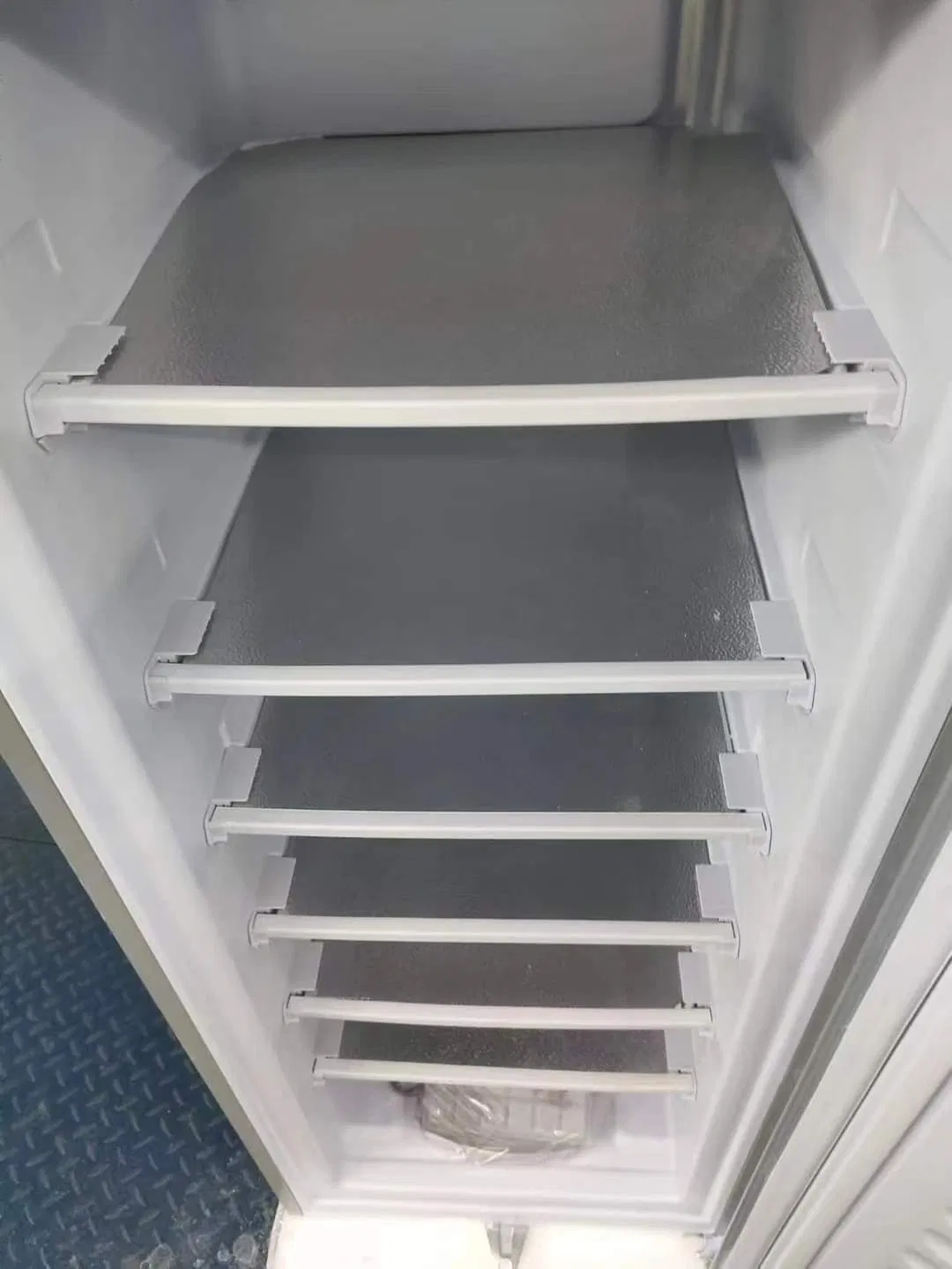 DC 24V Upright Ice Making Machine Bd-198 7 Layers Ice Block Direct Cooling Transparent Ice Commercial