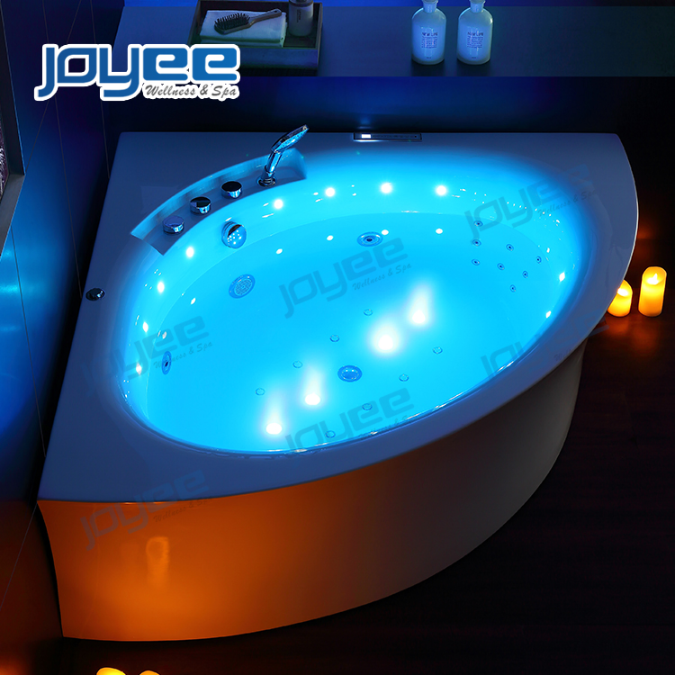 Угловая массажная ванна на 2 персоны с гидромассажем