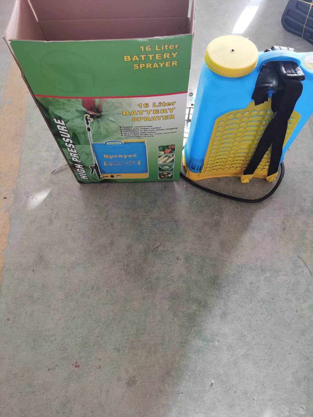 16 Liter Farm Garden Tree Rice Wheat Corn Battery Operated Chemical Sprayer