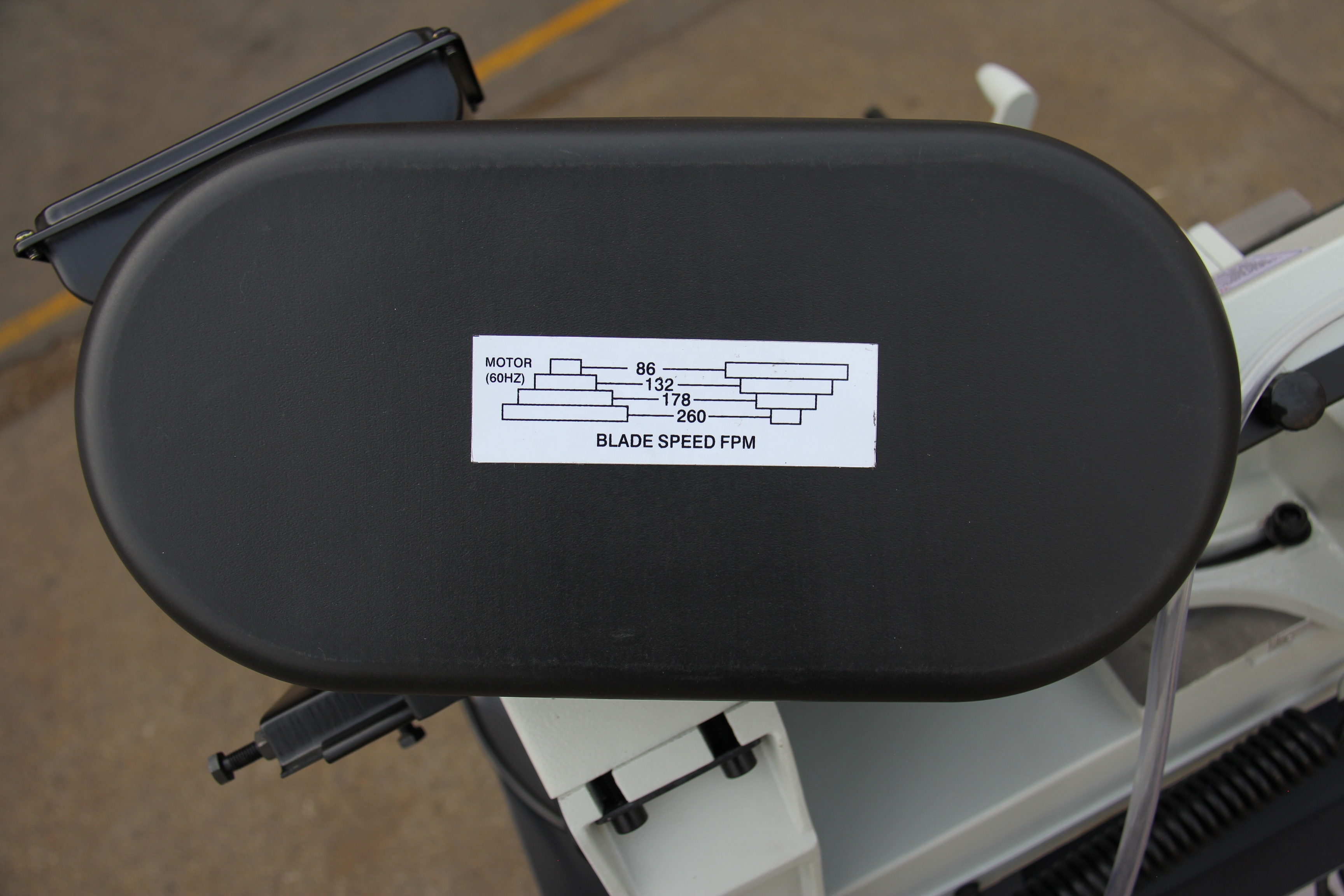 Станок ленточнопильный торцовочный по металлу BS-712R