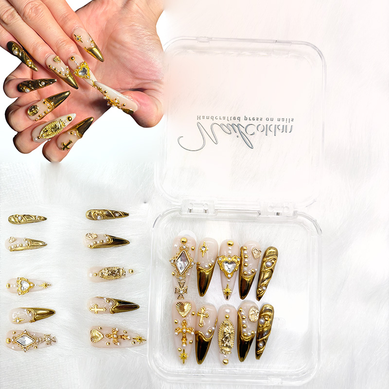 Chic Nail Art Styles to Make You Feel Empowered Every Day