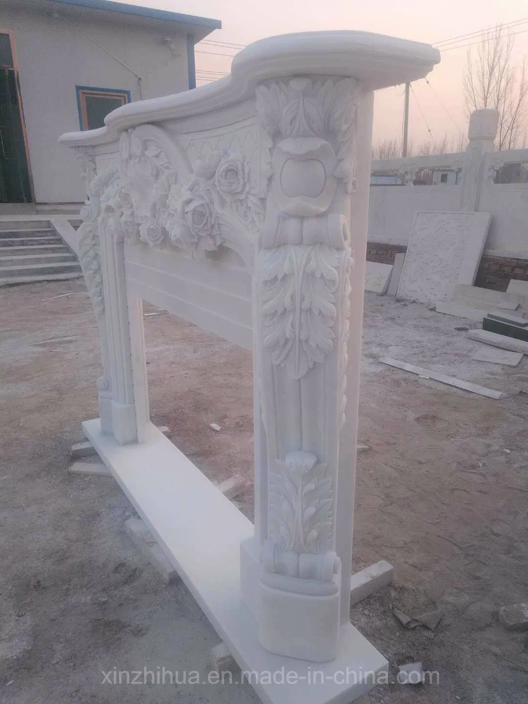 White Marble Fireplace Antique Modern Fireplace for Home/Interior/Decoration