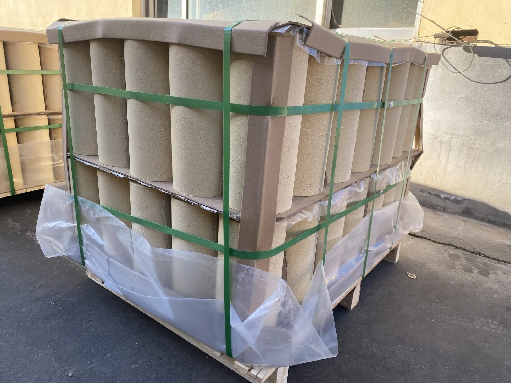 Hot Sale High Quality High Alumina Runner Brick for Steel Casting