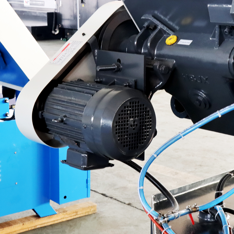 Ленточная пила по металлу промышленная угловая GHZ4235