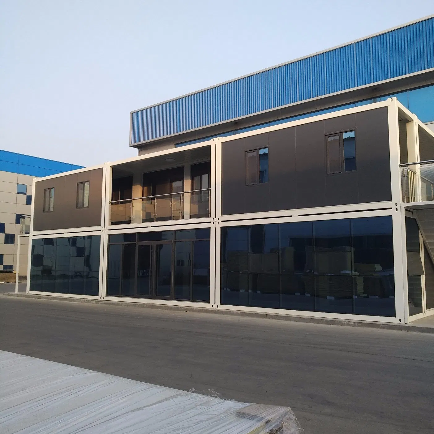 Easy and Fast Building Prefabricated Apartments Container House