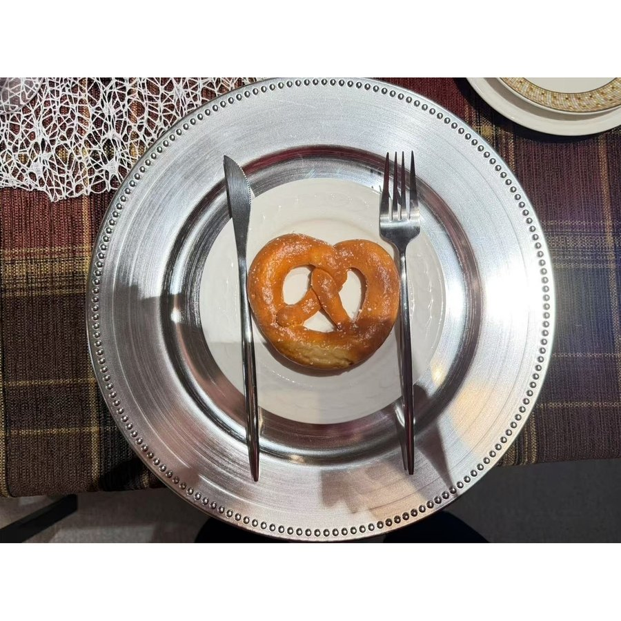 Elegant Wholesale Silver Disposable Plastic Charger Plates, Underplates