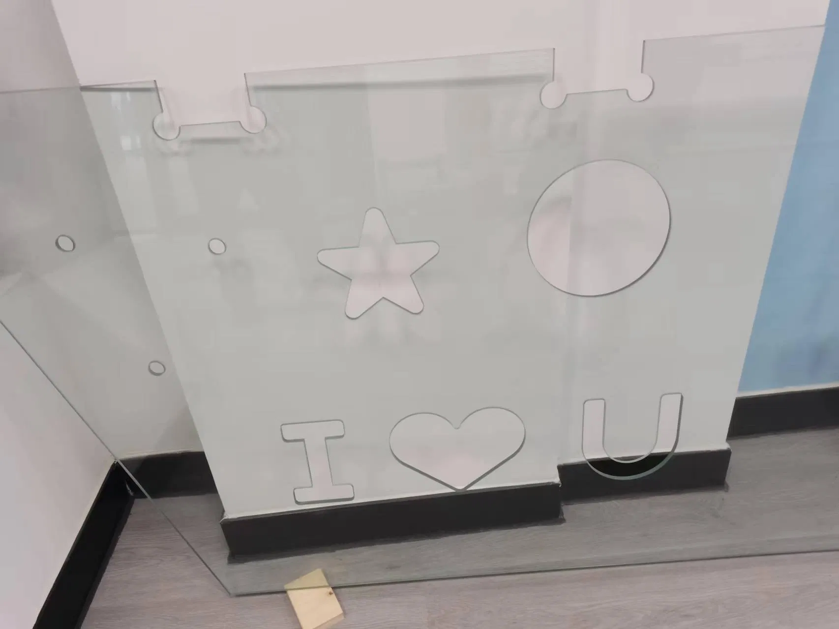 High Quality at Low Price 2mm 3mm 4mm 5mm 6mm 8mm 10mm Clear Float Glass Factory in China