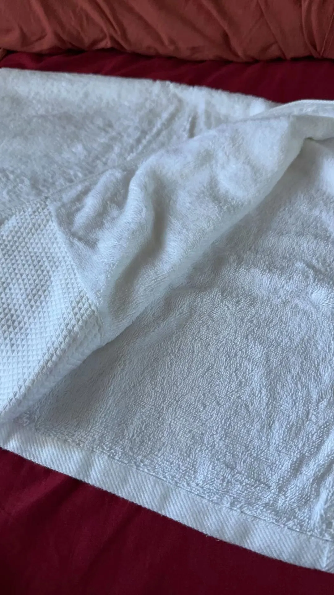 Wholesale 100% Cotton Custom Logo Design Thick Beach Towels Cotton Terry Extra Large Beach Travel Stripe Towels with Logo