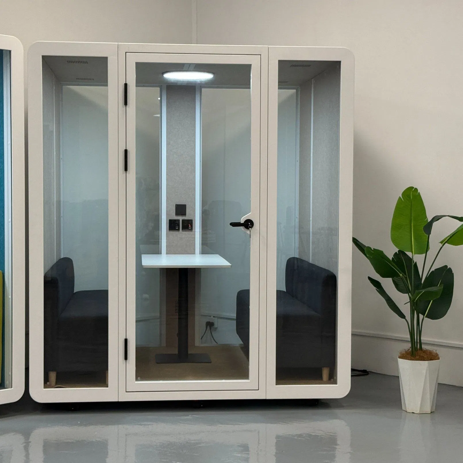 Premium Acoustic Soundproof Booth Office Meeting Pod for Home and Office From Lively to Quiet