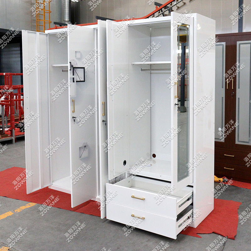 Шкаф-гардероб стальной 5 дверей