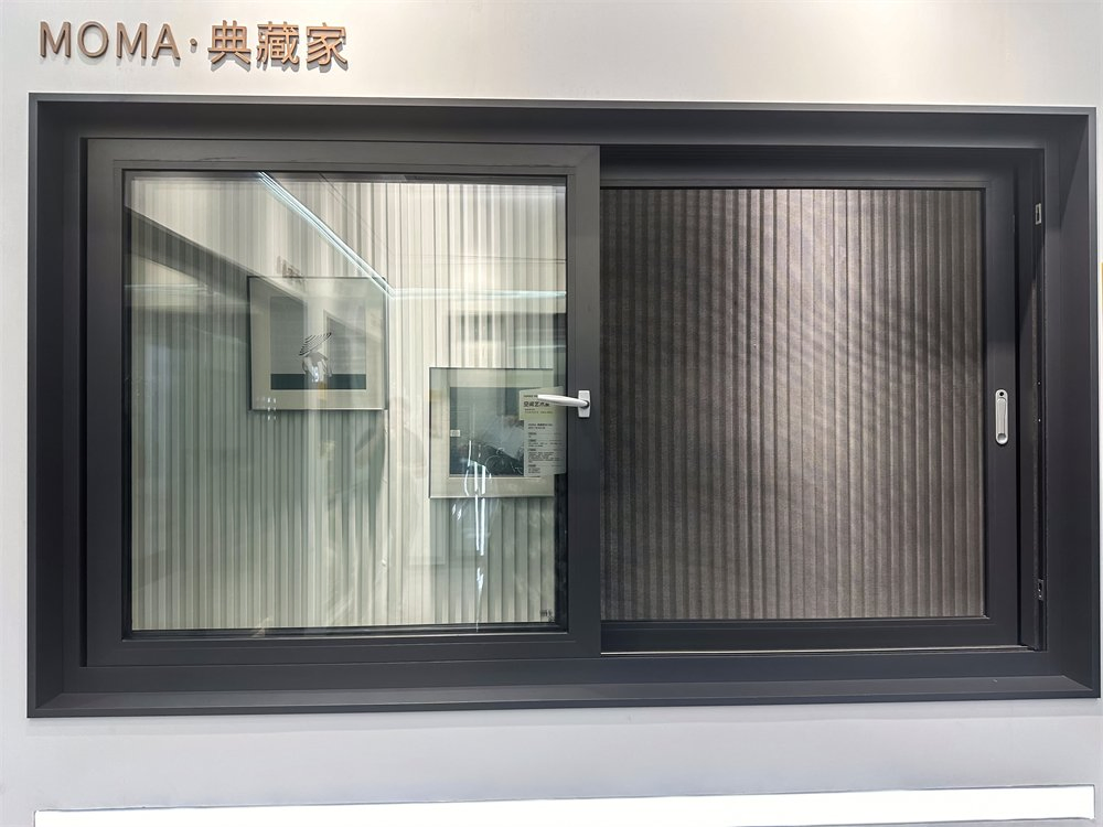 Innovative Design Wireless Automatic Smart Remote Controlled Electric Glass Window