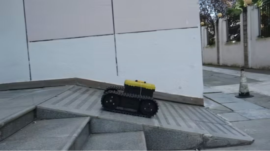 Standard Robust Unmanned Ground Vehicle for Harsh Environmental Conditions