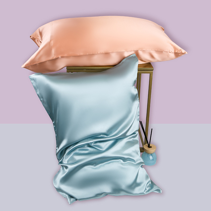 Glossy 100% Silk Pillowcase with Top Touch