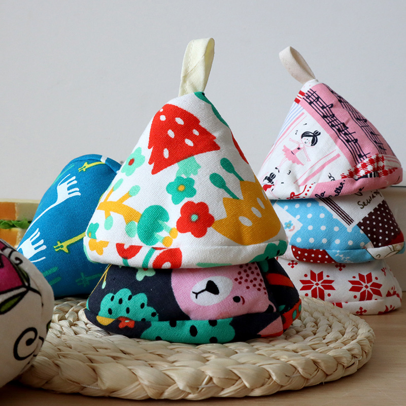 Sleeves Triangle Insulated Cotton Pot Handle Scald Proof Pan Grip Cover