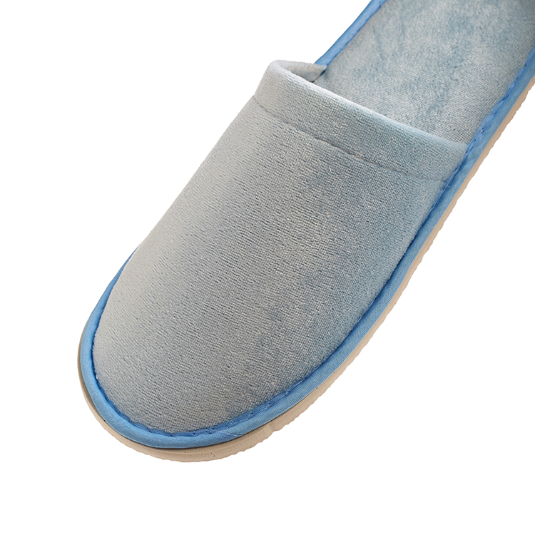 Wholesale Custom High Quality Cheap Blue Velvet Hotel Bedroom SPA Guest Disposable Closed Toe Slippers with Logo