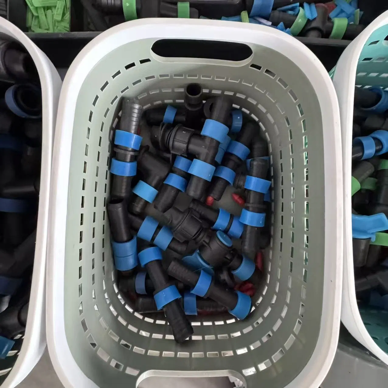 Universal Water Connector for Seamless Garden and Home Use