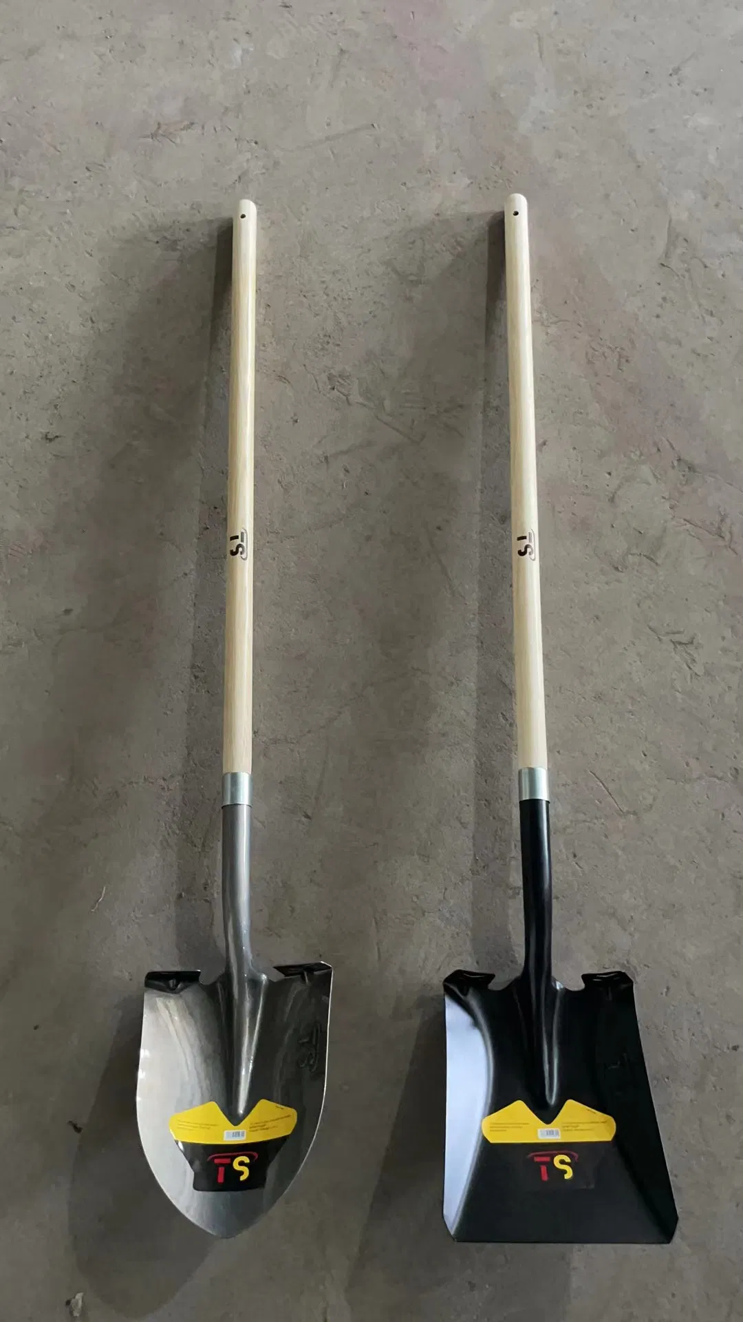 Premium Ergonomic Garden Shovel for Outdoor Multi-Use Tasks