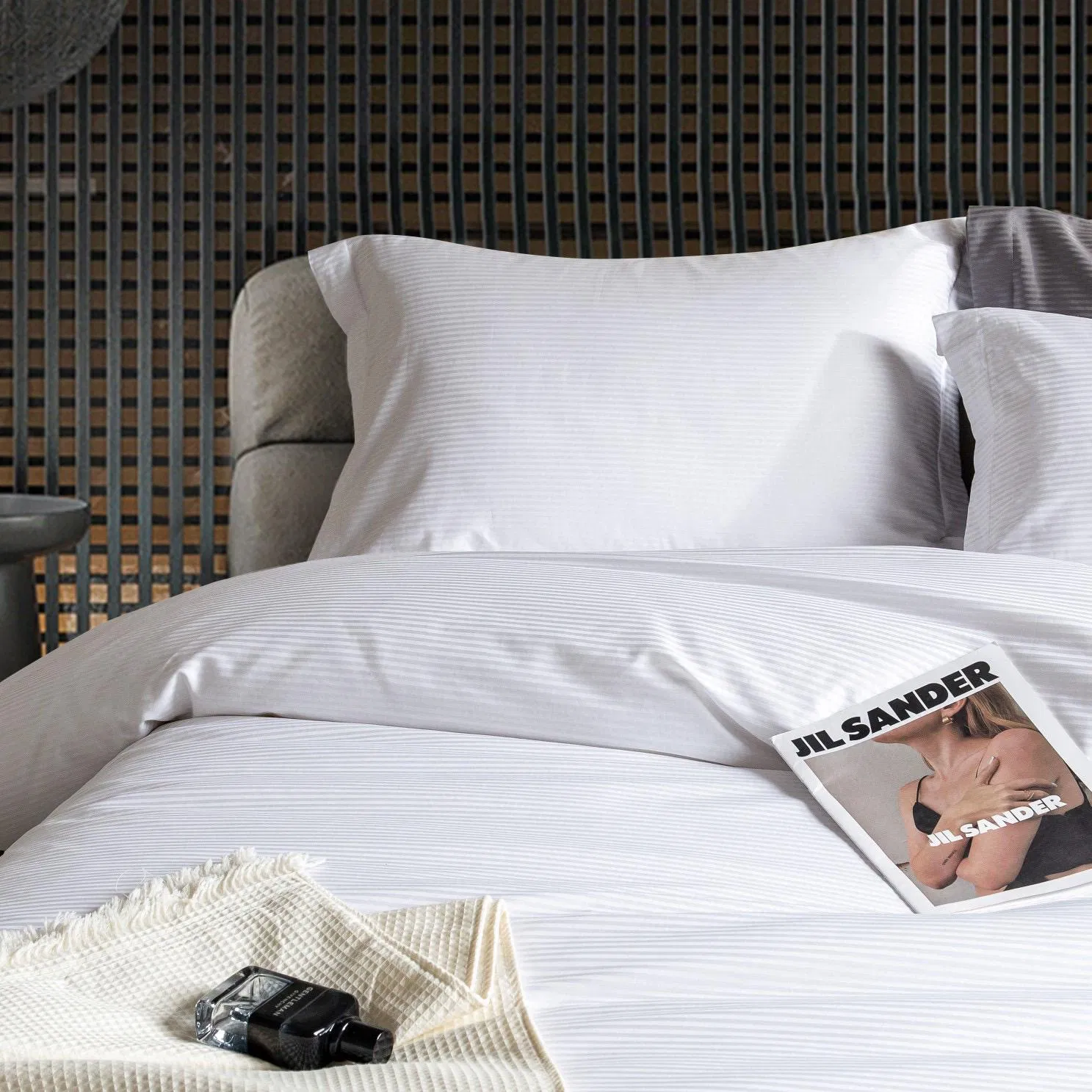Long-Staple Cotton Home Hotel Textiles White Stripe Jacquard Duvet Quilt Cover Soft Bed Sheets Pillowcases 4PCS Bedding Set