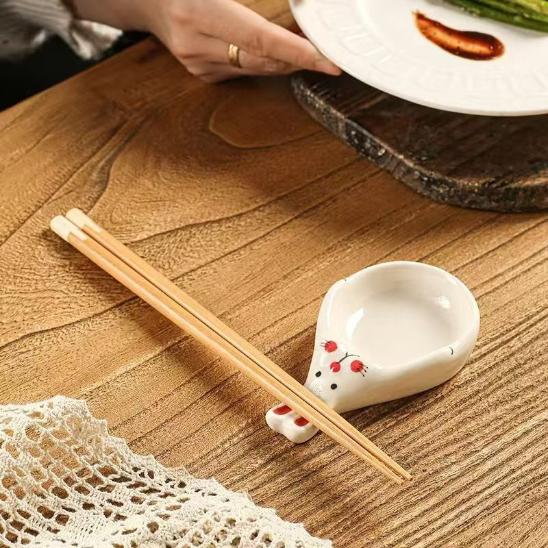 Adorable Bunny-Shaped Ceramic Condiment Dish - Whimsical Dipping Bowl for Sauces & Oils