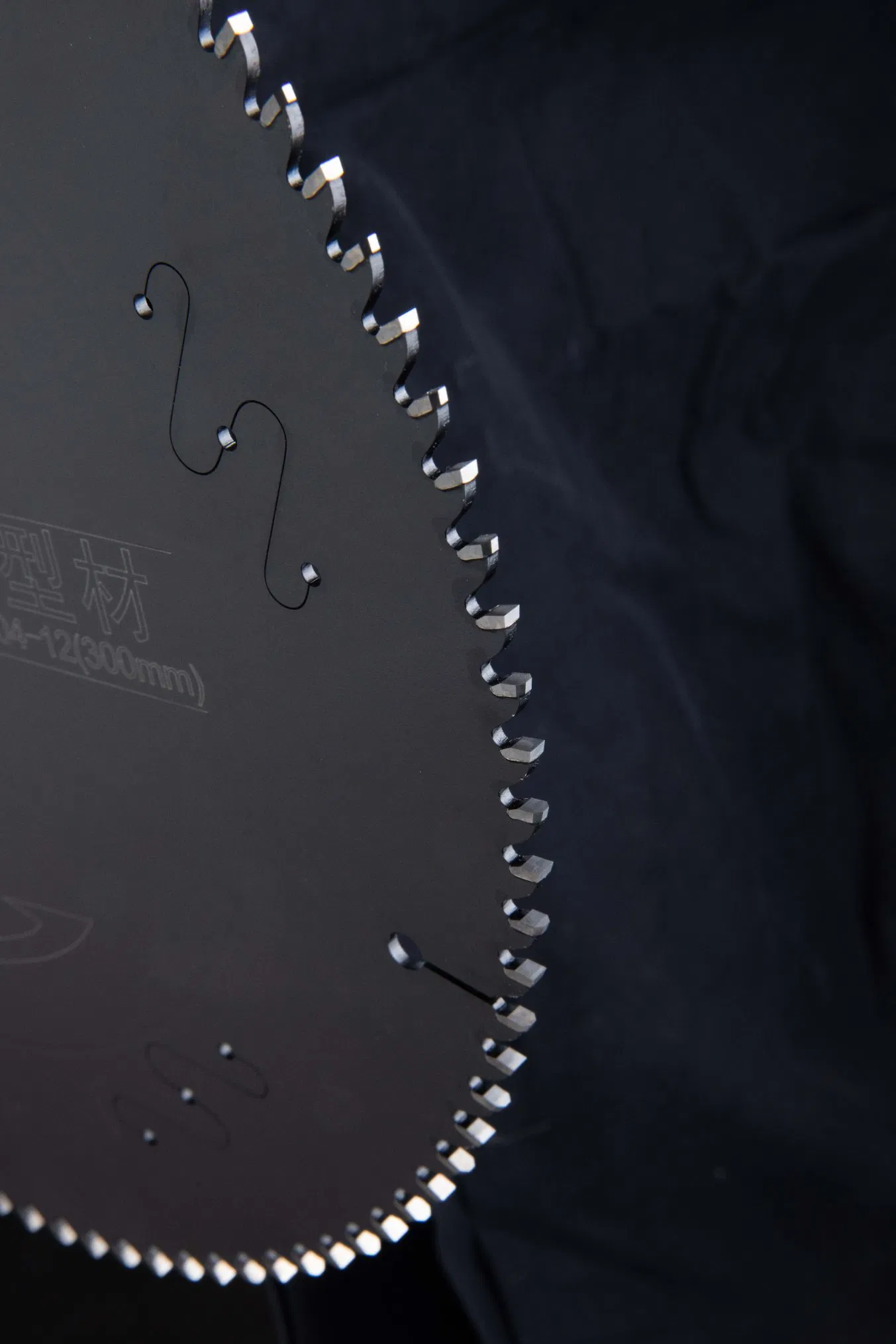 Cutting Aluminum Alloy Saw Blades