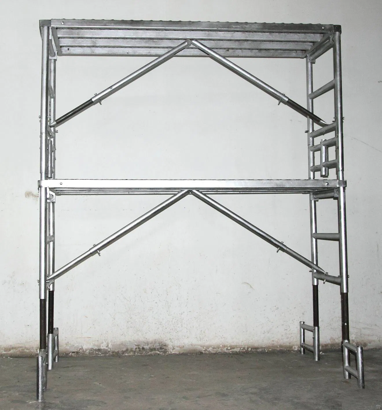 Building Material Q235 Walk Through Construction Steel Mason H Frame Scaffolding