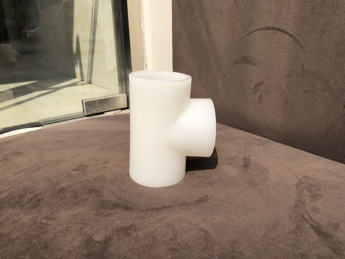 Chemical Plastic Pipe Fitting PVDF Socket/Coupling