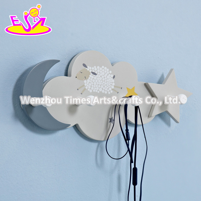 New Design Beautiful Kids Wooden Decorative Hooks for Sale W09b074