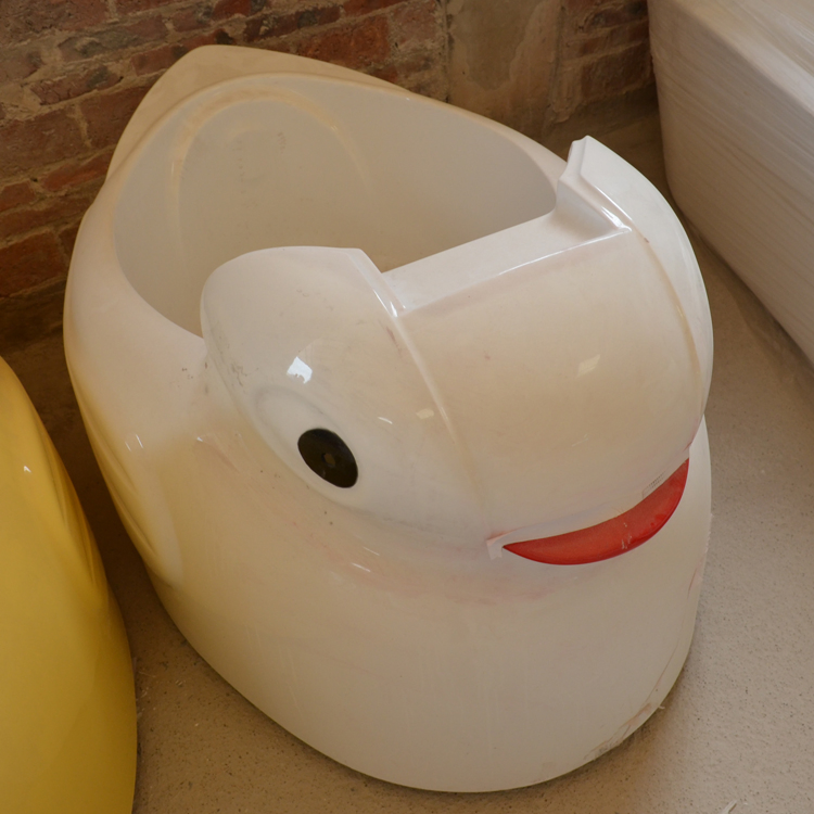Chicken Shape Design Baby Hydrotherapy Bath Tub
