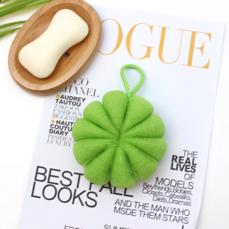 Orange Pumpkin Shaped Flexibly Mesh Shower Puff for Body Cleaning