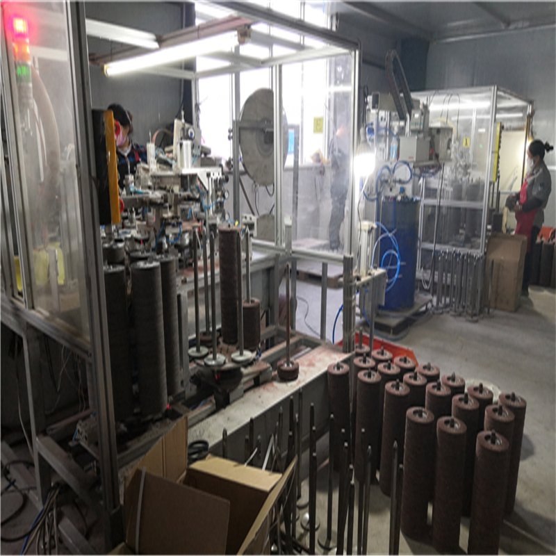 Лепестковый зачистной круг для металла