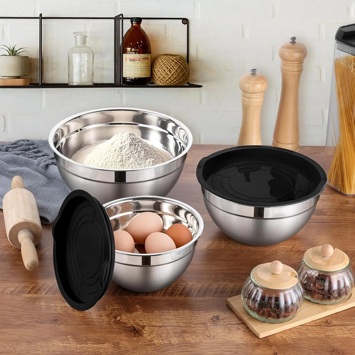 Large Capacity Stainless Steel Mixing Bowls with Lids