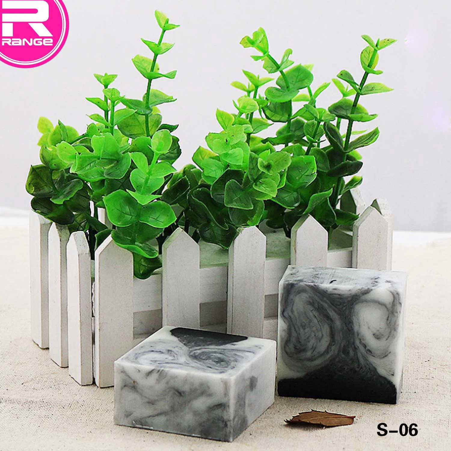 Essential Oil Handmade Soap with Fruit Scent