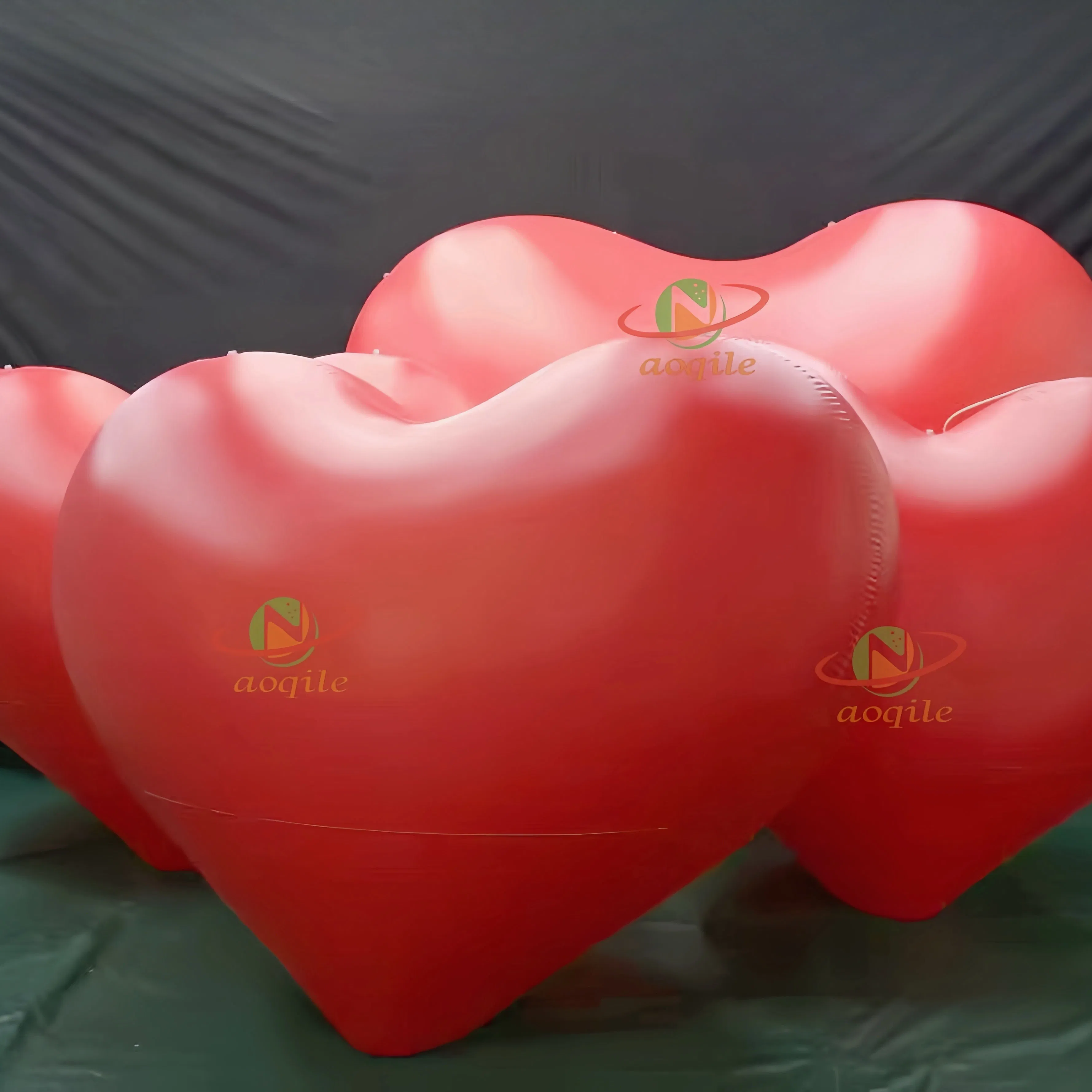 Aoqile 2025 Trending PVC Inflatable Decoration Toys for Outdoor Amusement Parks Events